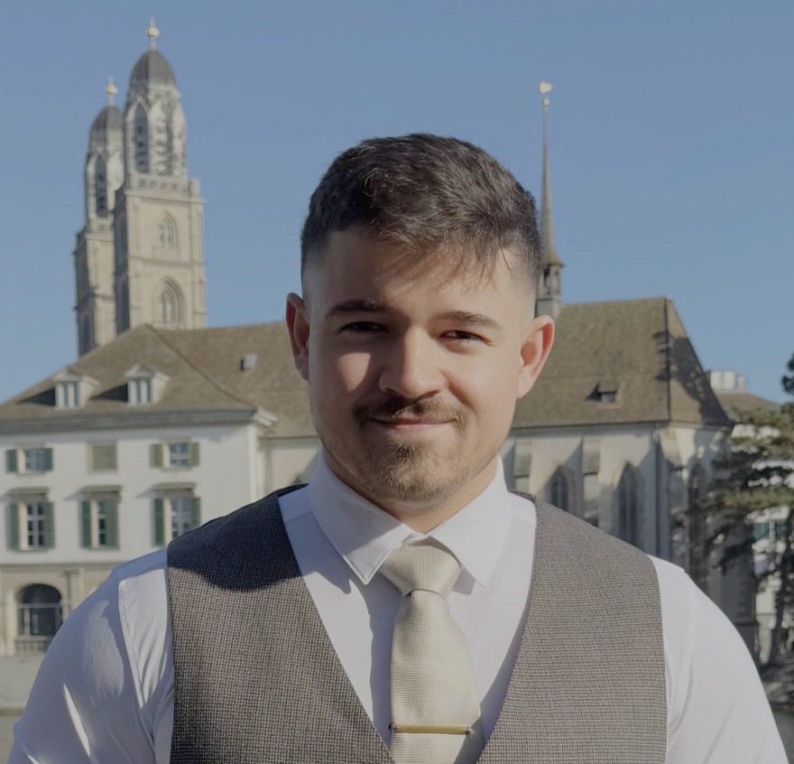 Elia Froelich, founder of BlockBrick